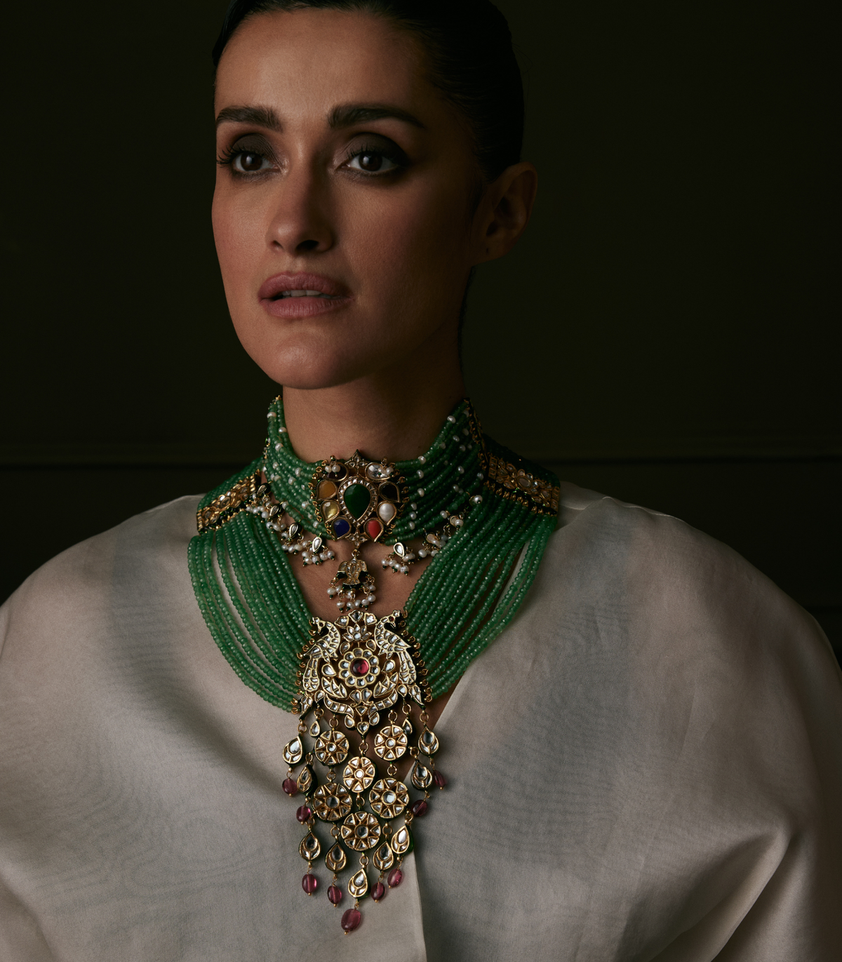 GAZLEEN NAVRATAN KUNDAN CHOKER