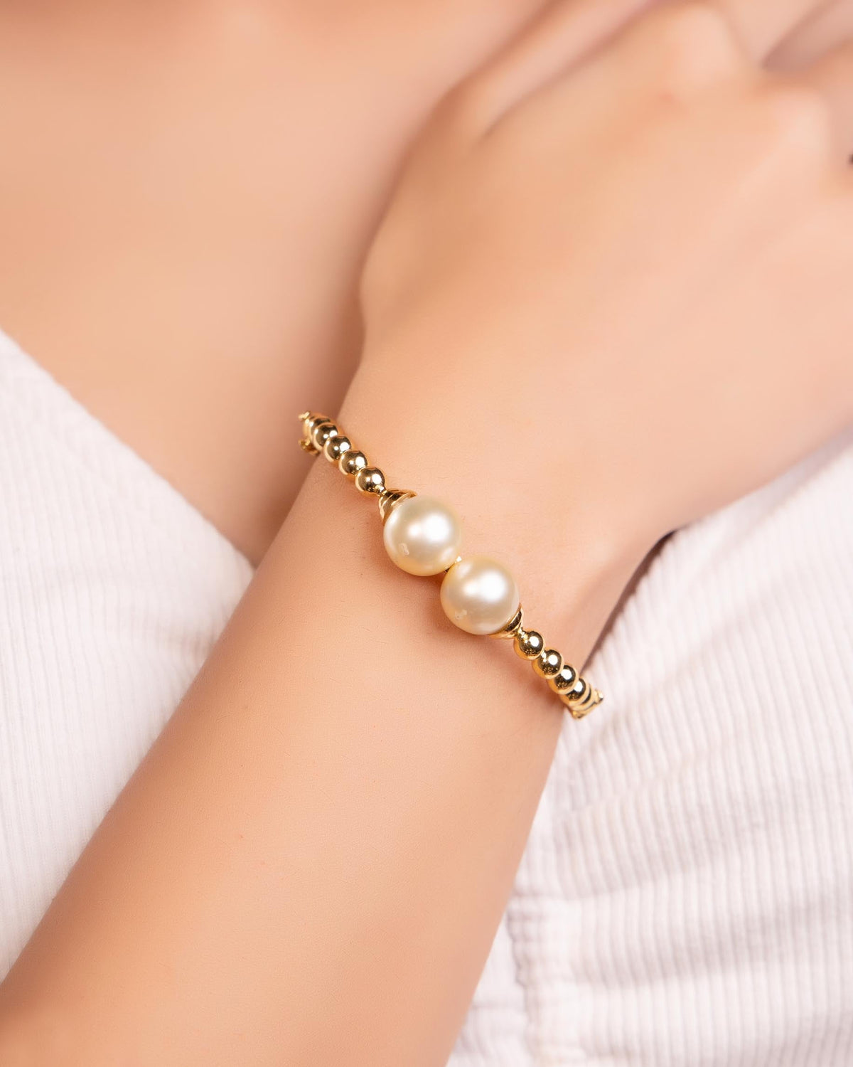 Kajal Pearl Bangle
