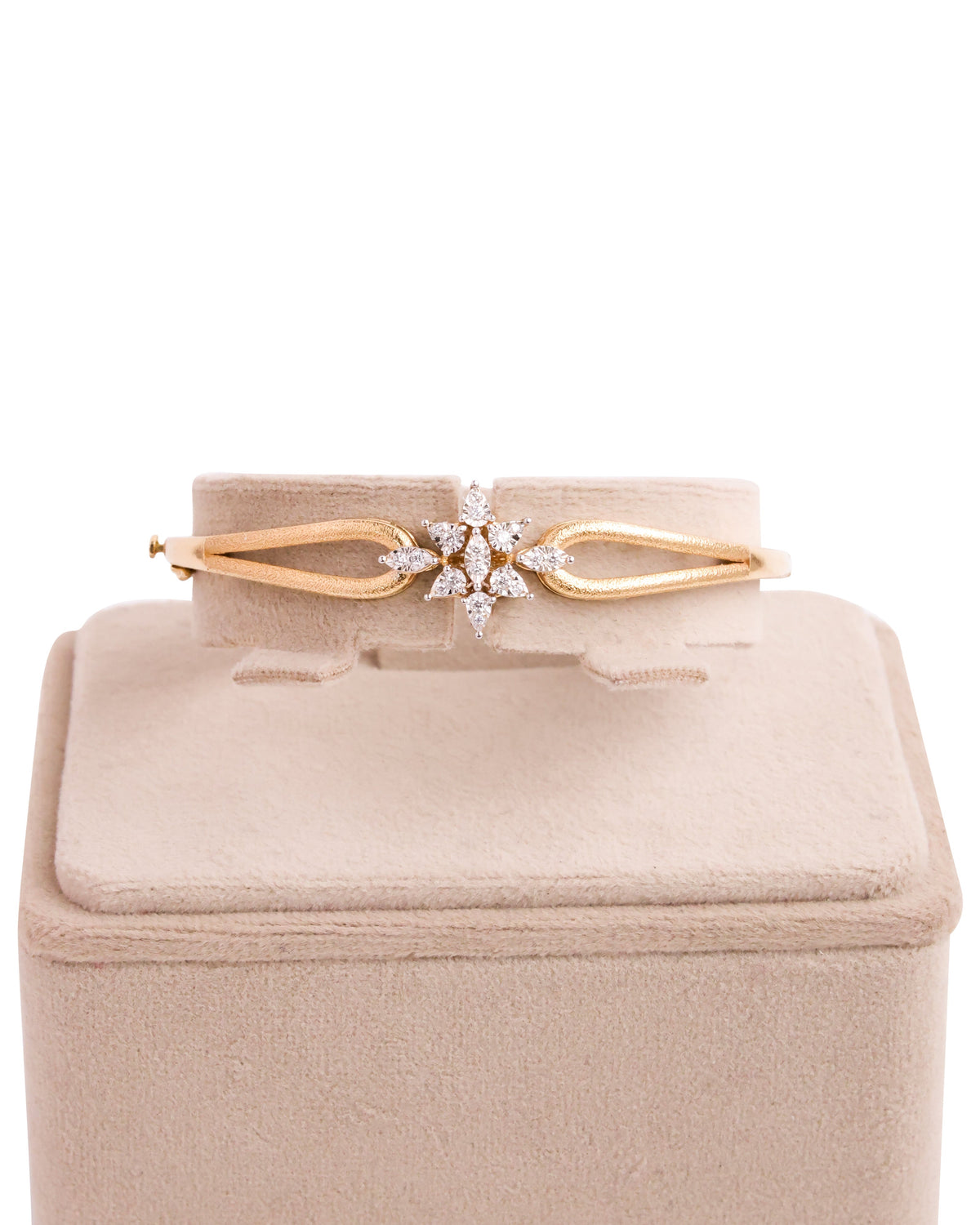 Ciara Diamond Bangle