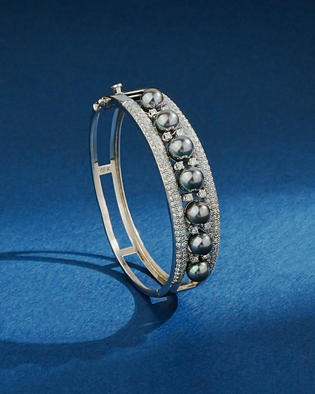 Rynae Diamond Bangle