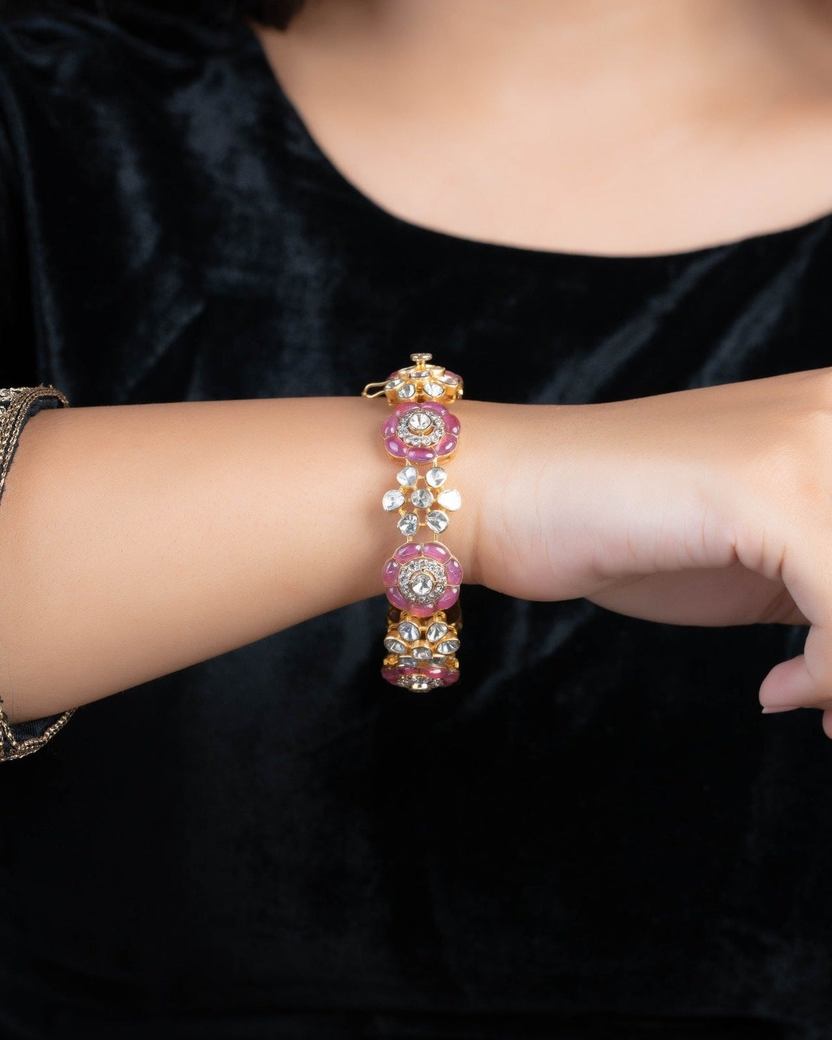 Nyla Polki  And Diamond Bangle