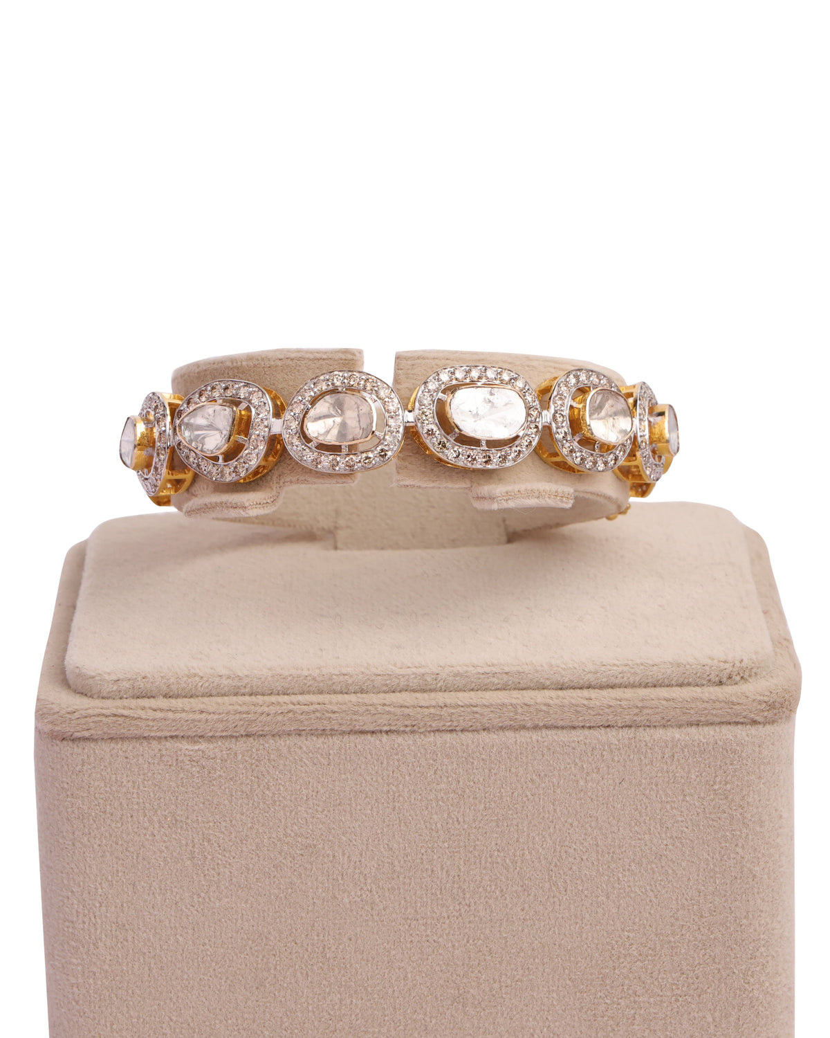 Eshana Polki And Diamond Bangle