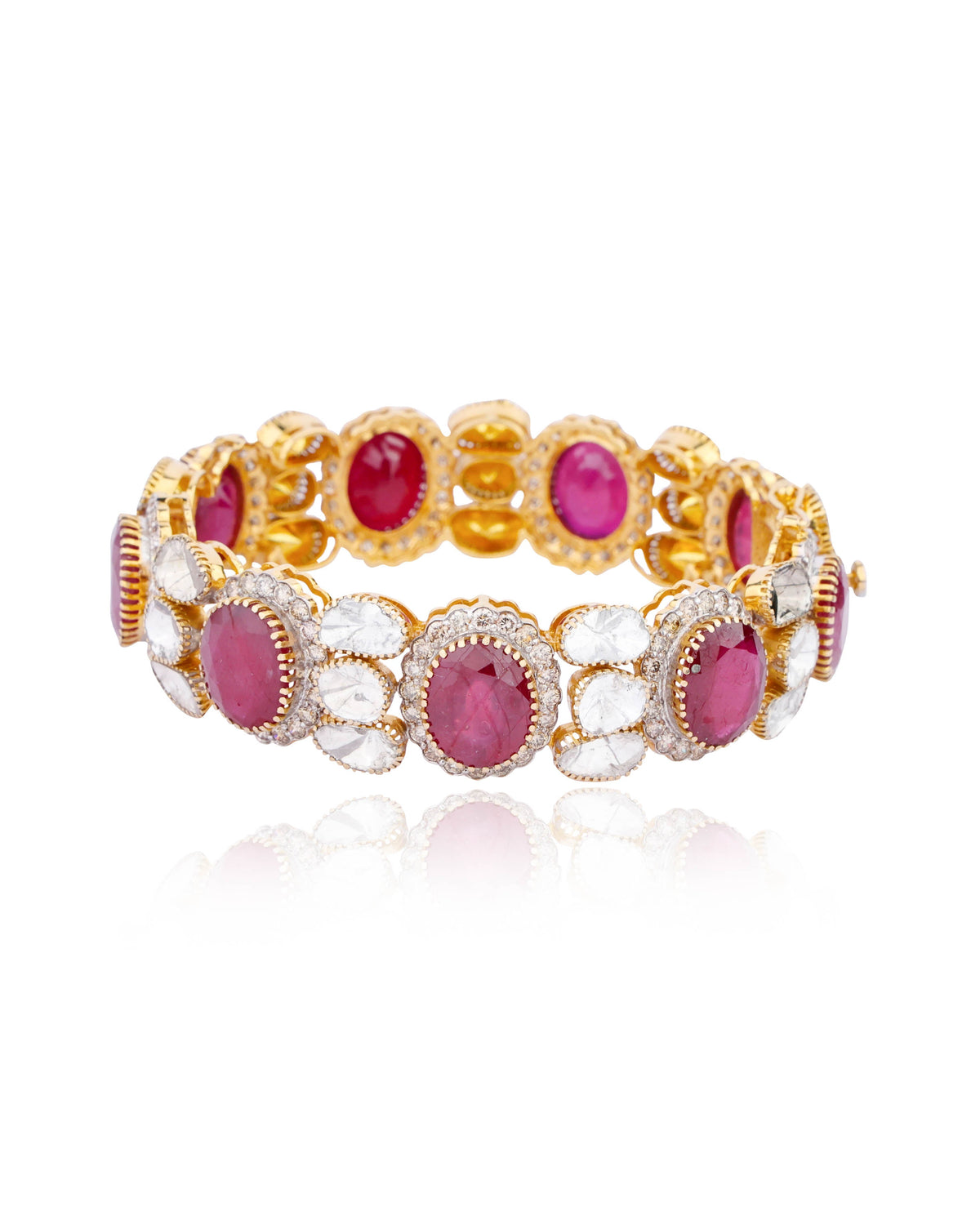 Avae Polki And Diamond Bangle