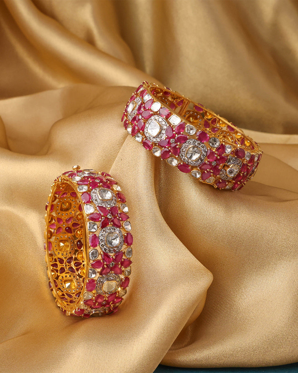Akshi Polki And Diamond Bangle