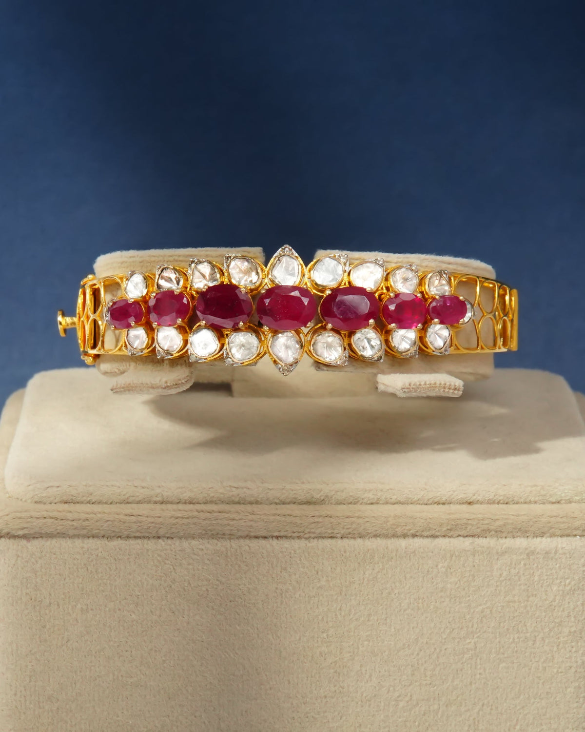 Olive Polki  And Diamond Bangle