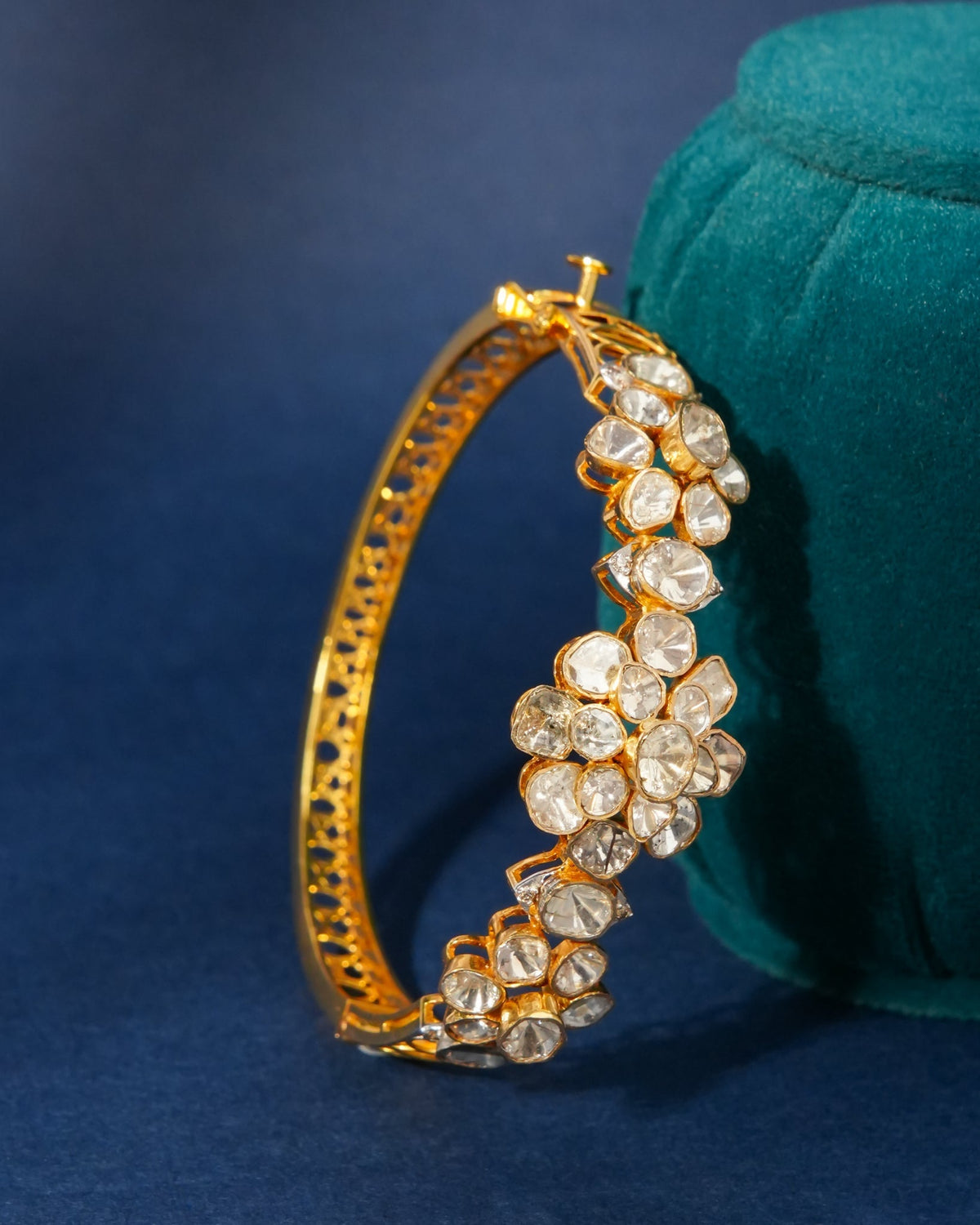 Yashvika Polki And Diamond Bangle