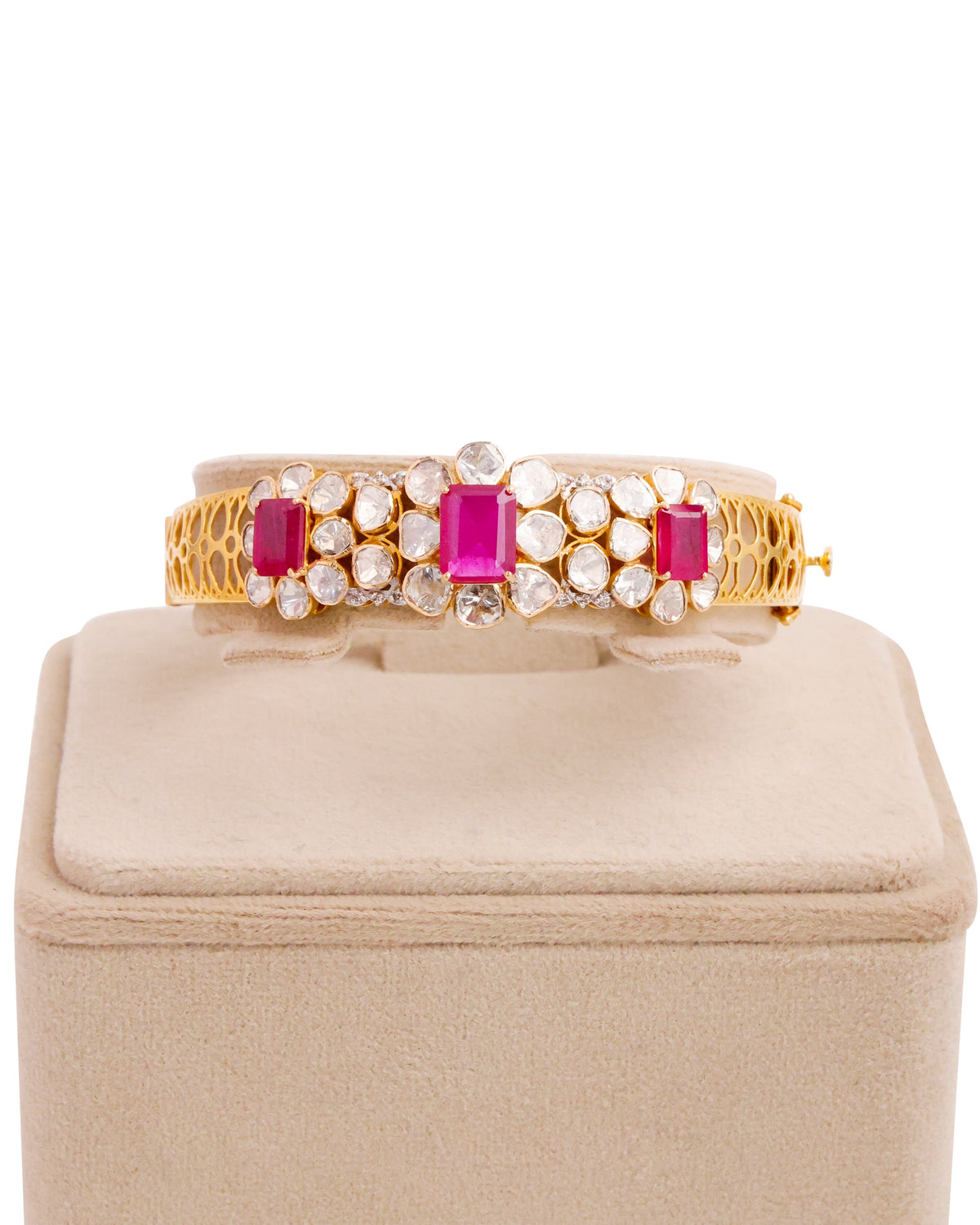Lilia Polki And Diamond Bangle