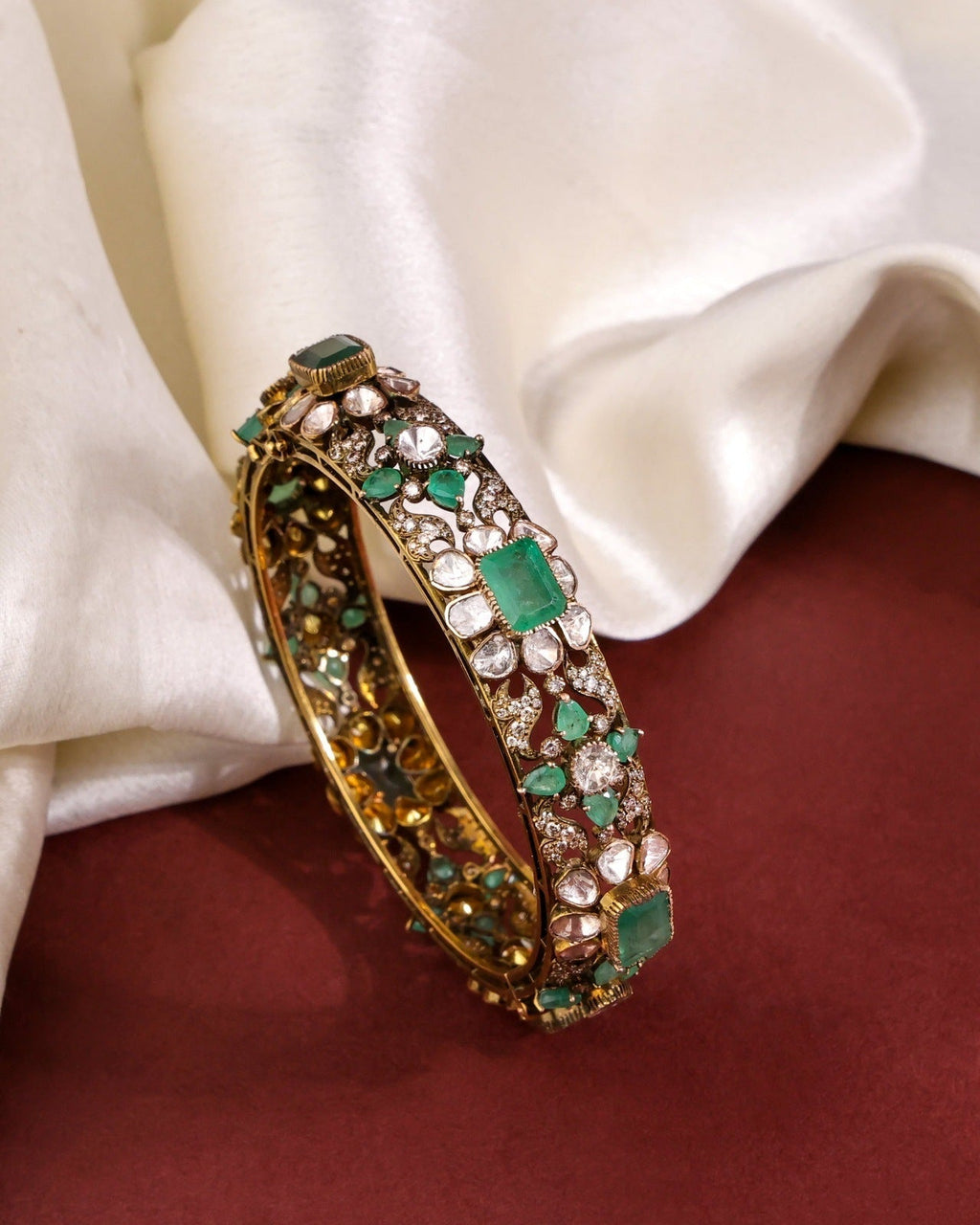 Ayati Polki And Diamond Bangle
