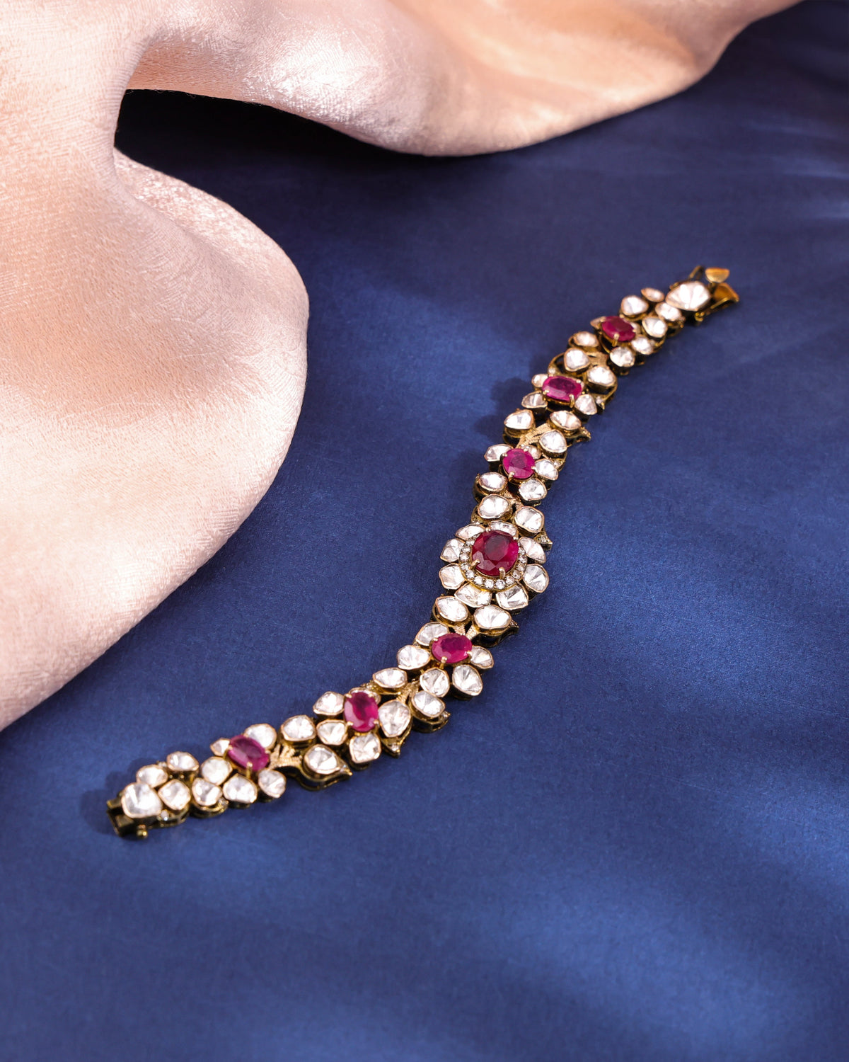 Angela Polki And Diamond Loose Bracelet