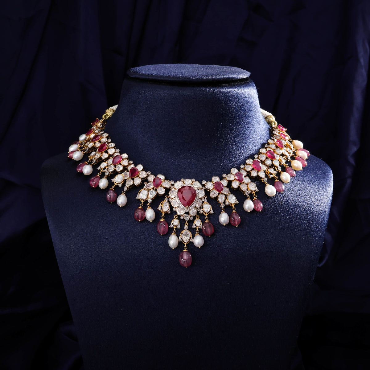 Athira Polki And Diamond Necklace