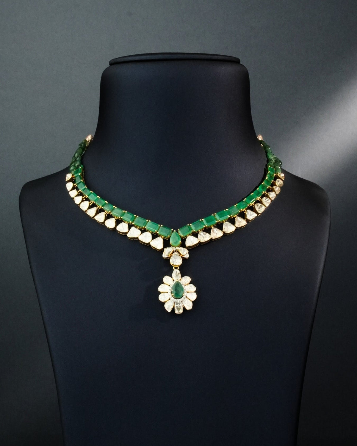 Ankita Polki And Diamond Necklace