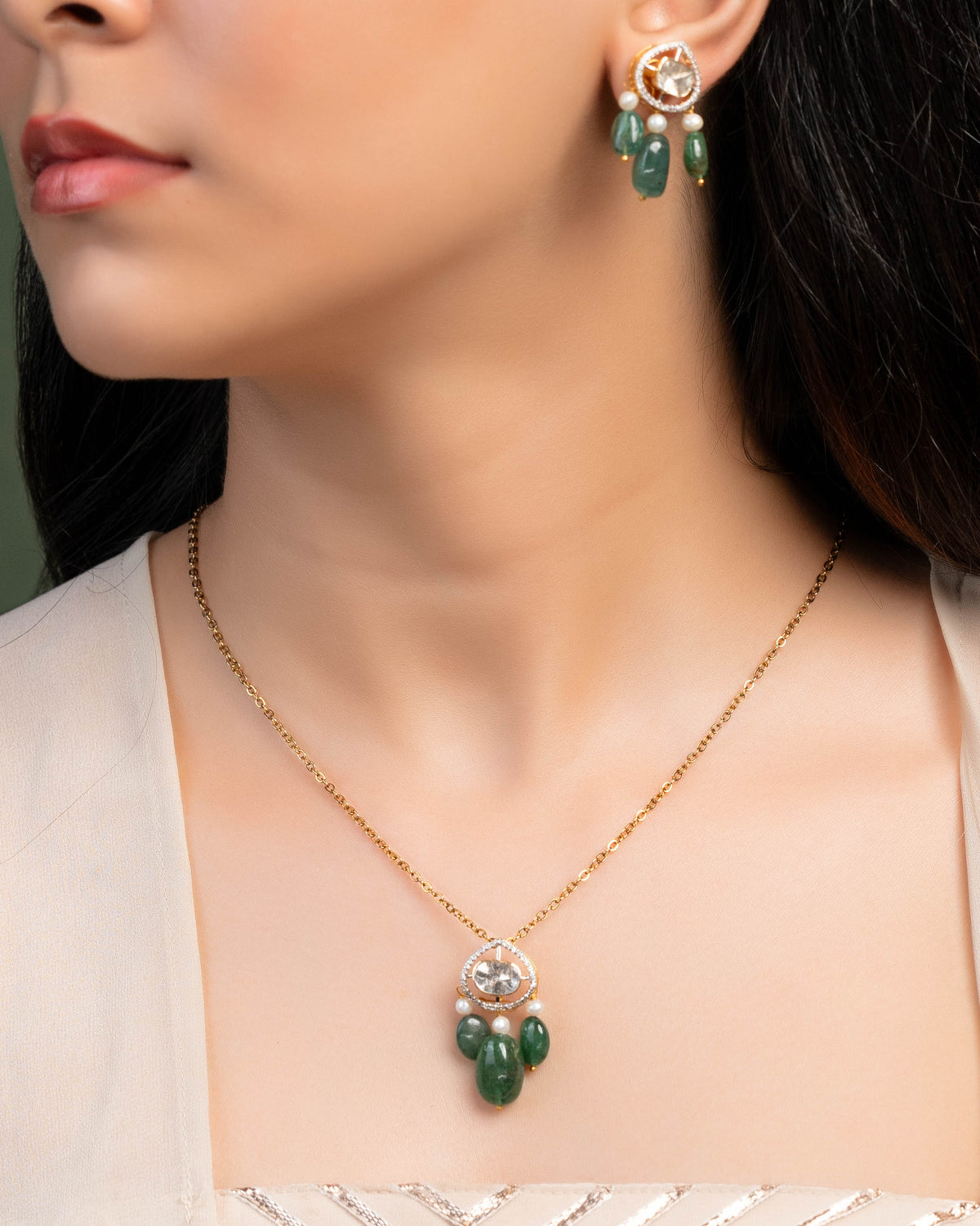 Rekha Polki And Diamond Pendant