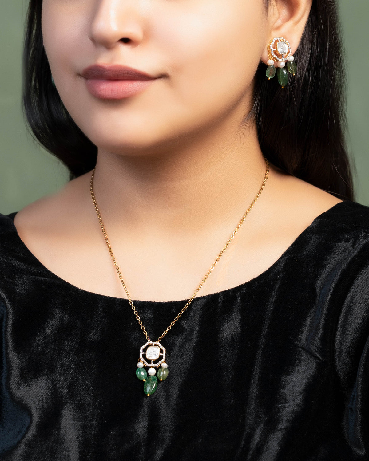 Karishma Pendant And Zivar Tops Polki And Diamond Set