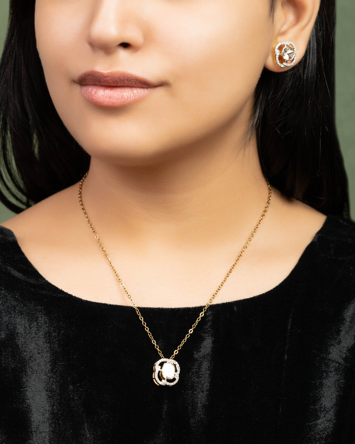 Aarya Polki And Diamond Tops