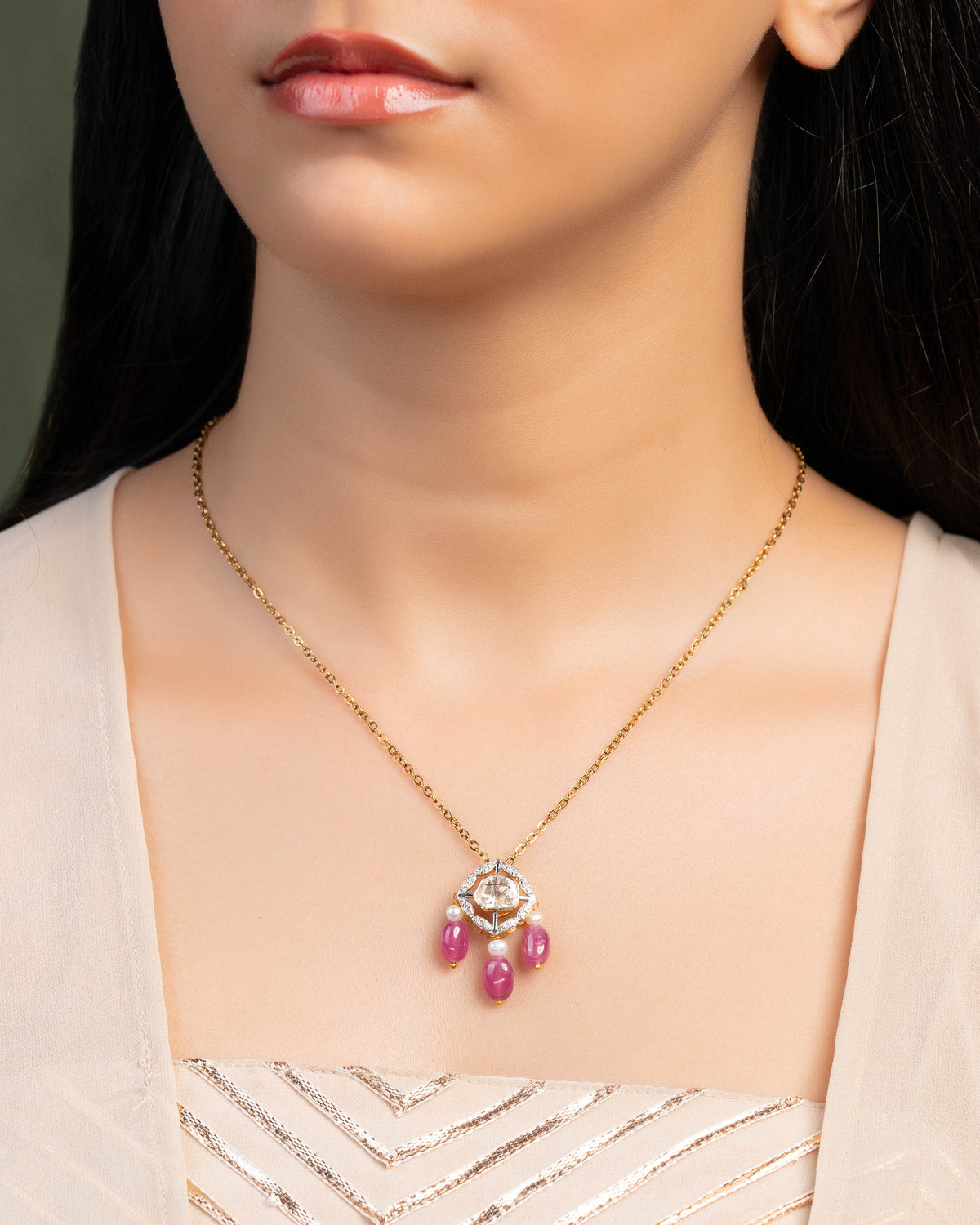 Nazmeen Polki And Diamond Pendant