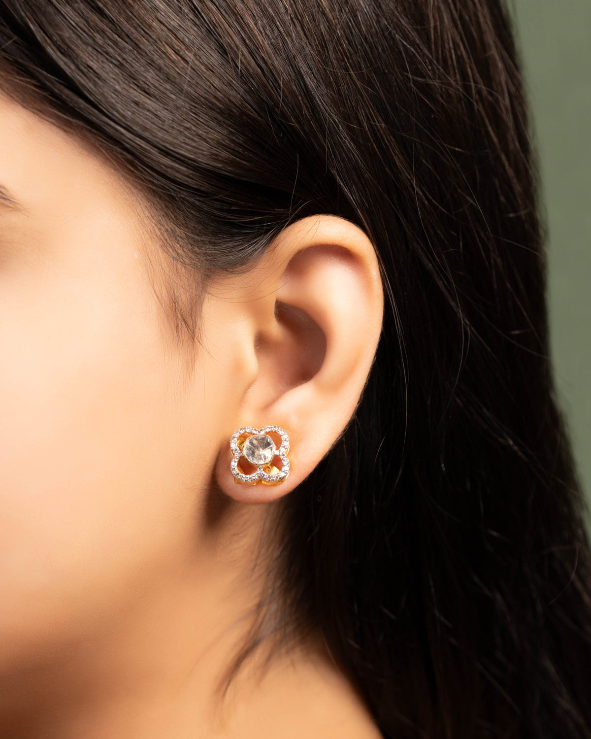 Aribha Pendant And Aashi Tops Polki And Diamond Set