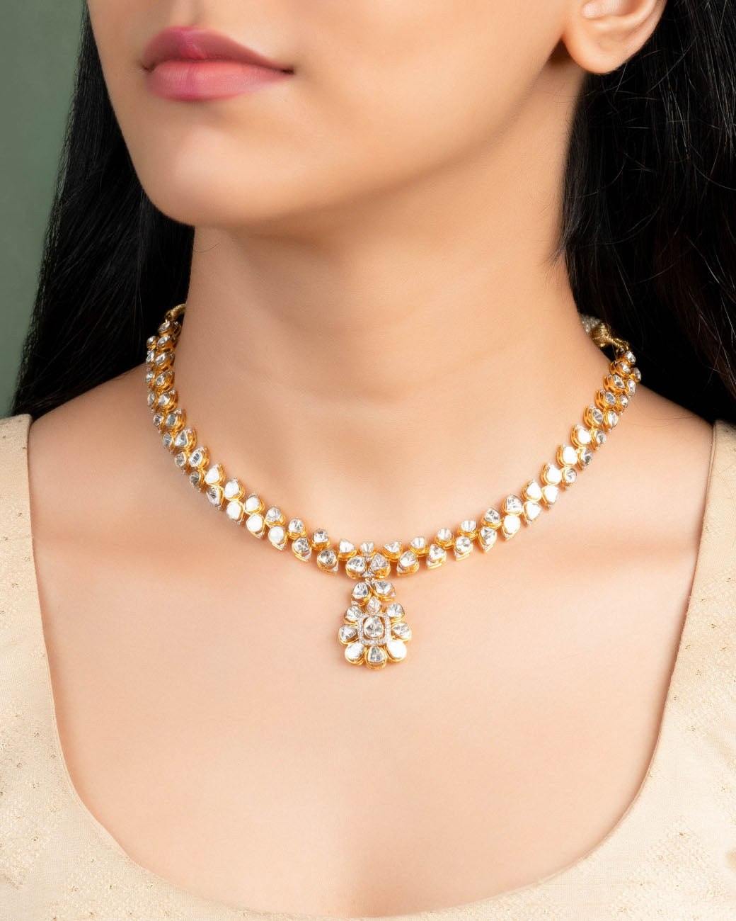 Niharika Polki And Diamond Necklace