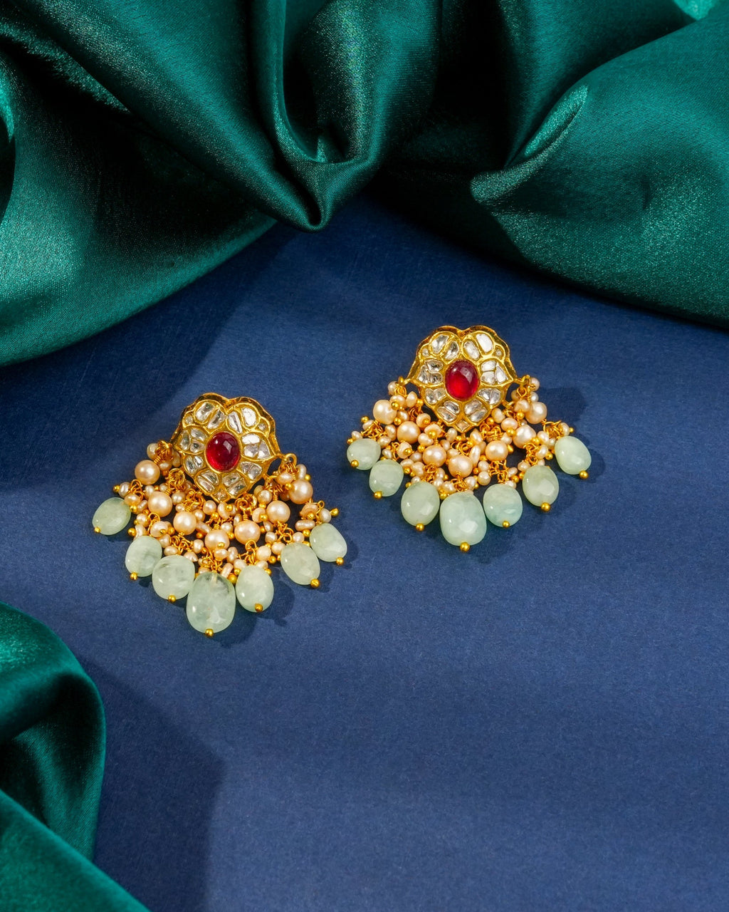 Kaustubhi Necklace And Ditivi Tops Polki Set