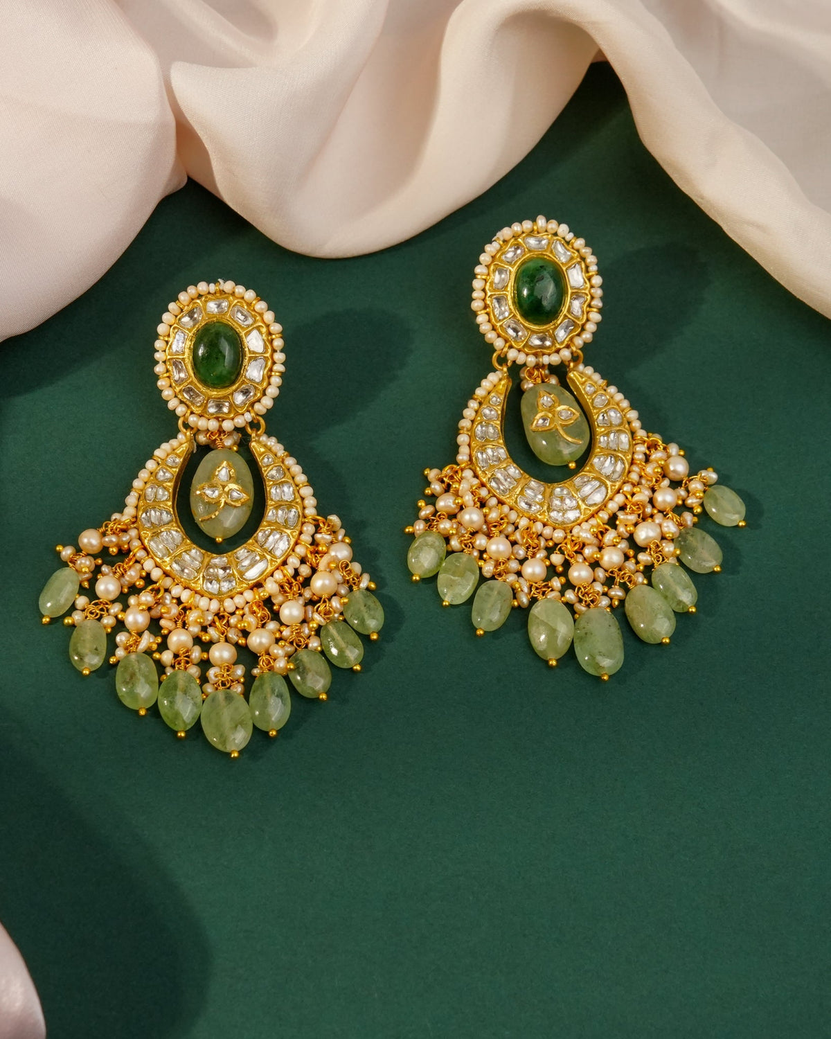 Scarlett Necklace And Amelia Chandbalis Polki Set