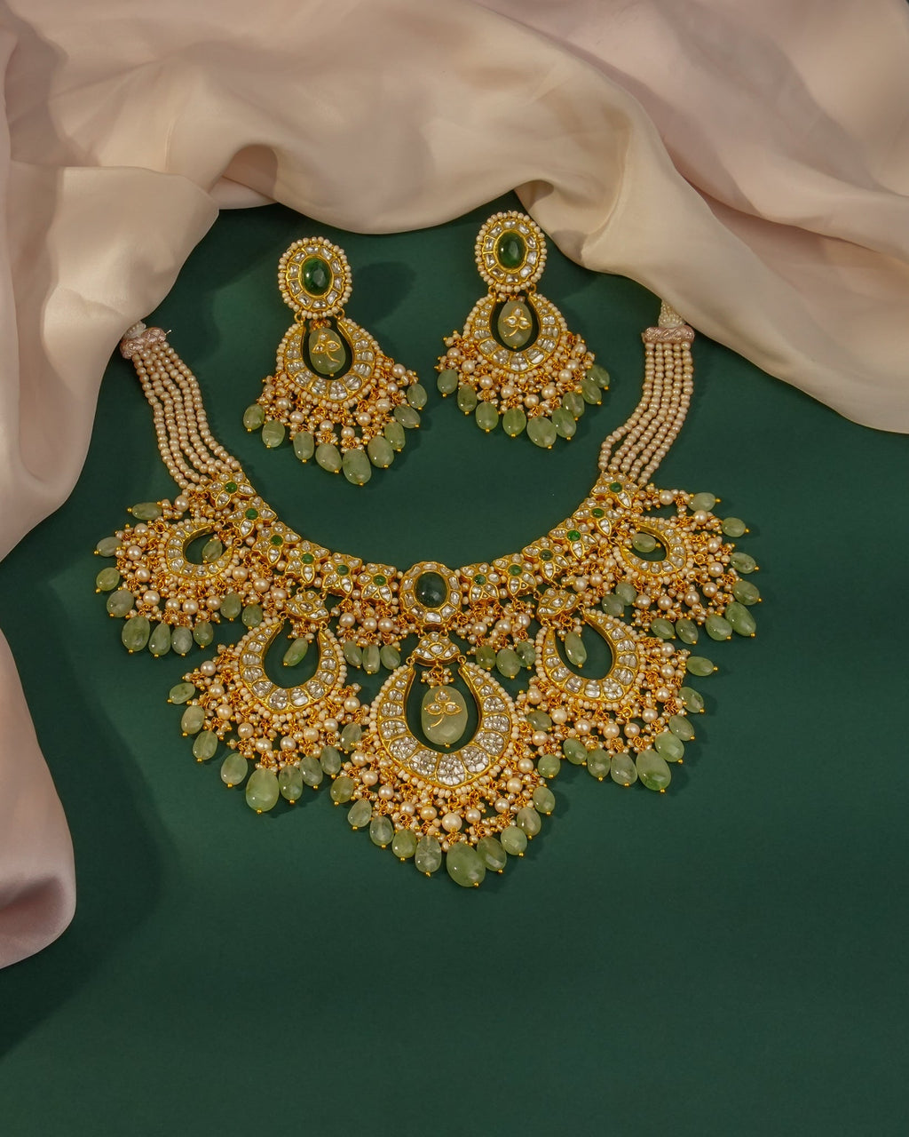 Scarlett Necklace And Amelia Chandbalis Polki Set